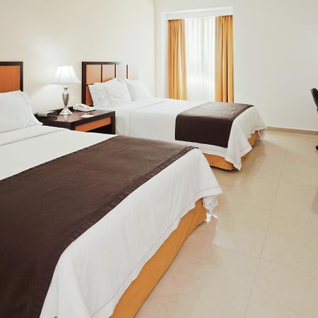 Holiday Inn Express Paraiso - Dos Bocas, An Ihg Hotel Eksteriør billede